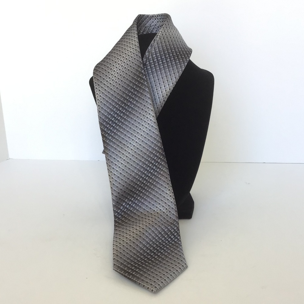 Van Heusen black & grey necktie NWT